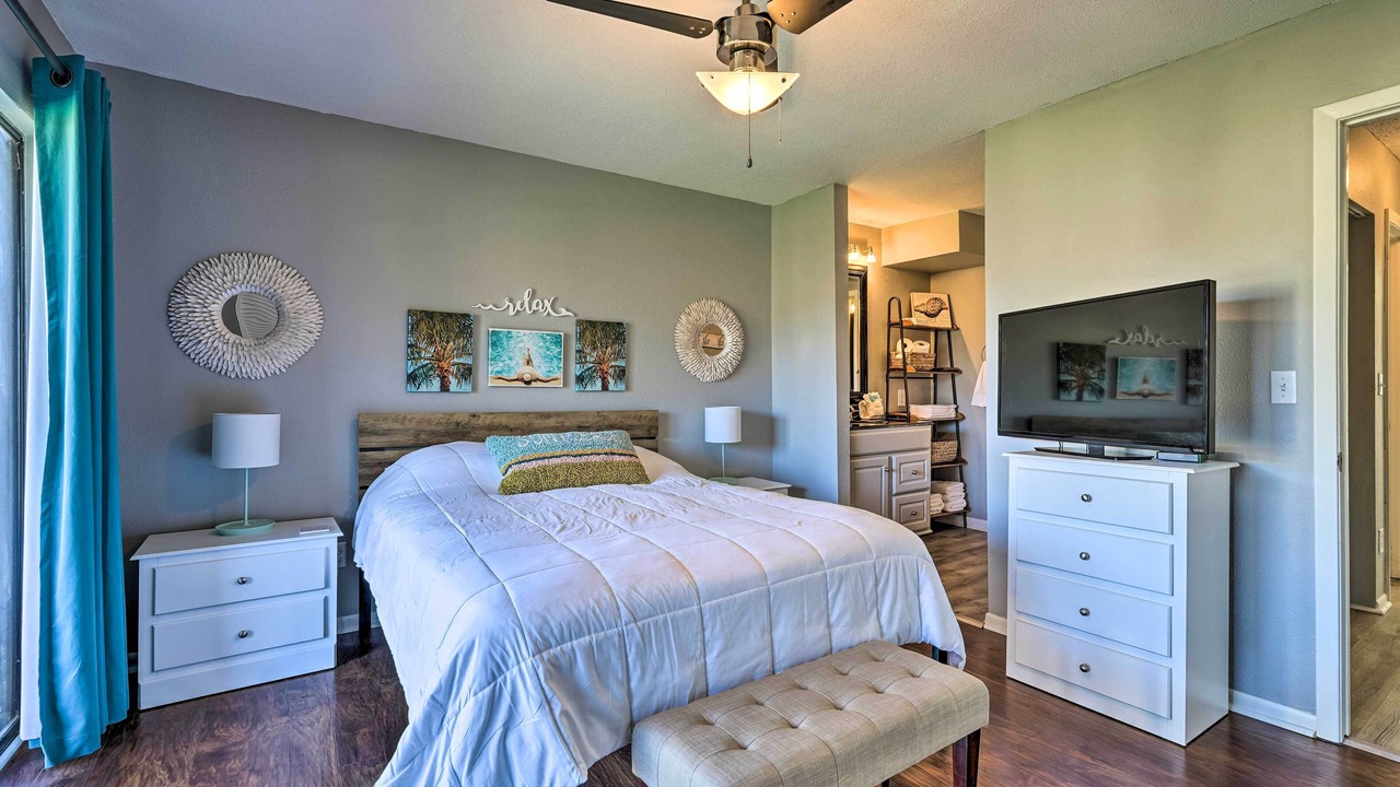 Photo of Bedroom in Miramar Beach