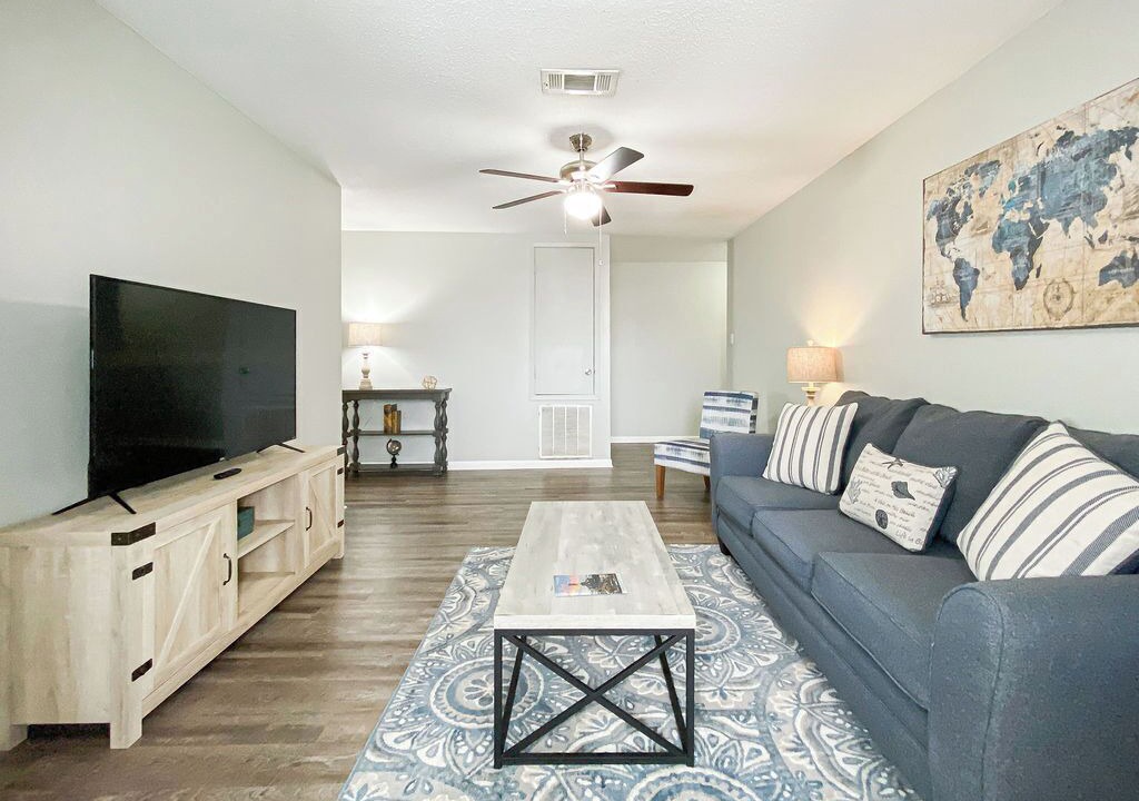 Photo of Livingroom in Old Town