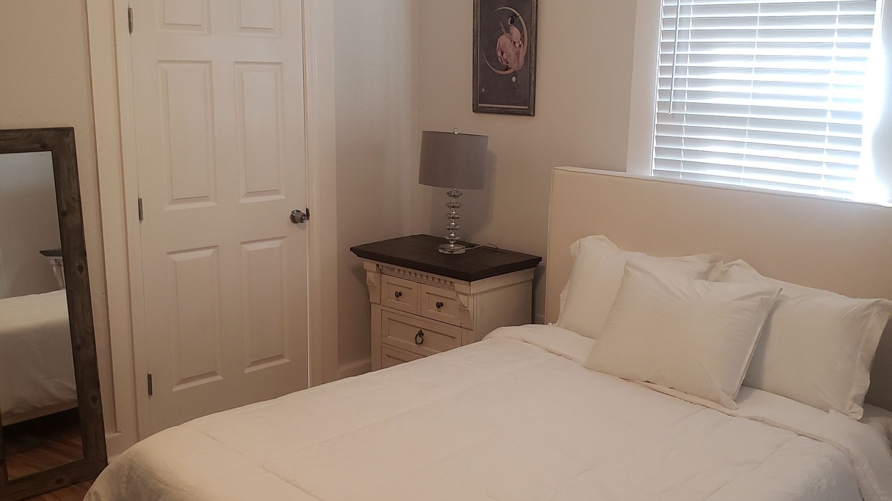 Photo of Bedroom in Whitney