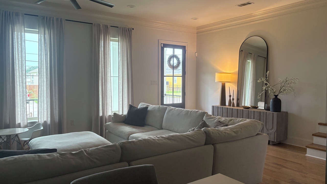 Photo of Livingroom in Arabi