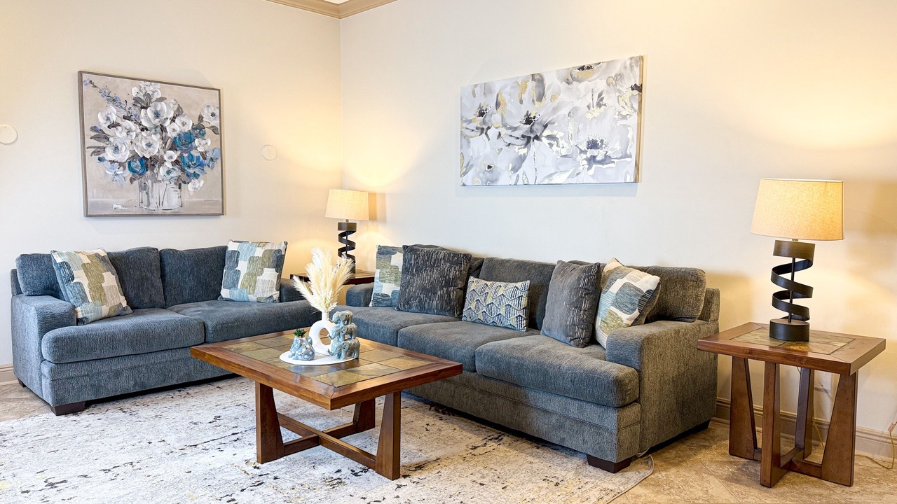 Photo of Livingroom in Upper Grand Lagoon