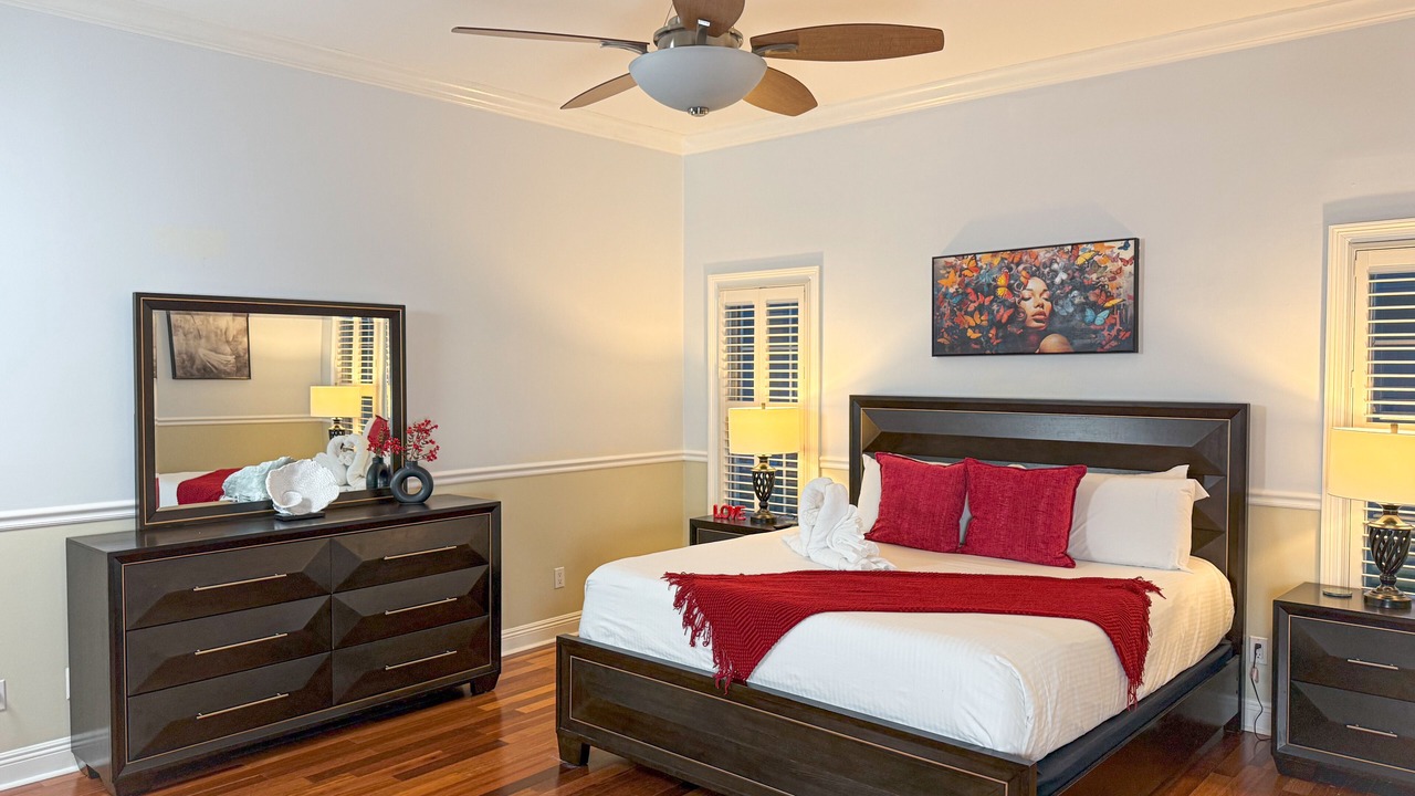 Photo of Bedroom in Upper Grand Lagoon