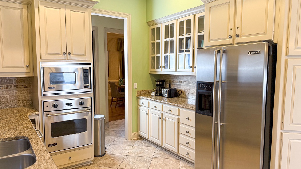 Photo of Kitchen in Upper Grand Lagoon