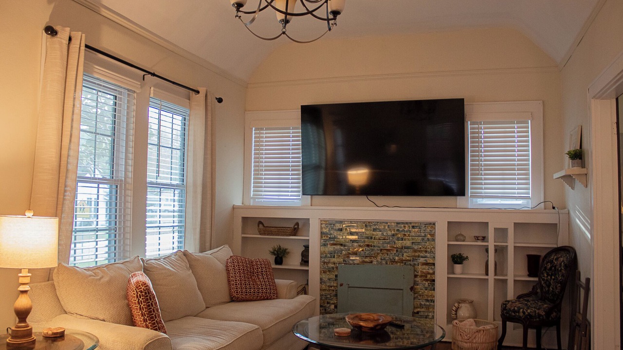 Photo of Livingroom in West Point