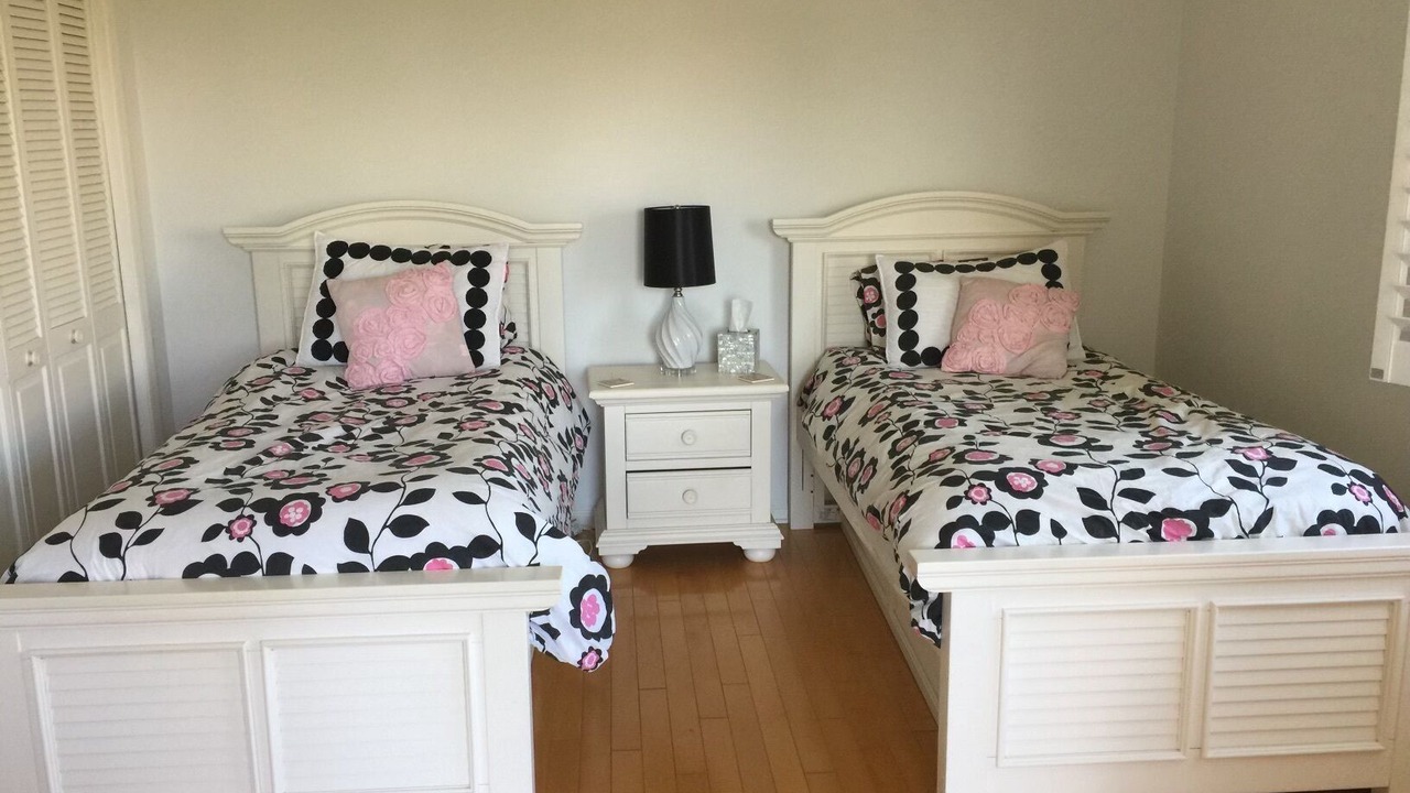 Photo of Bedroom in Pelican Bay