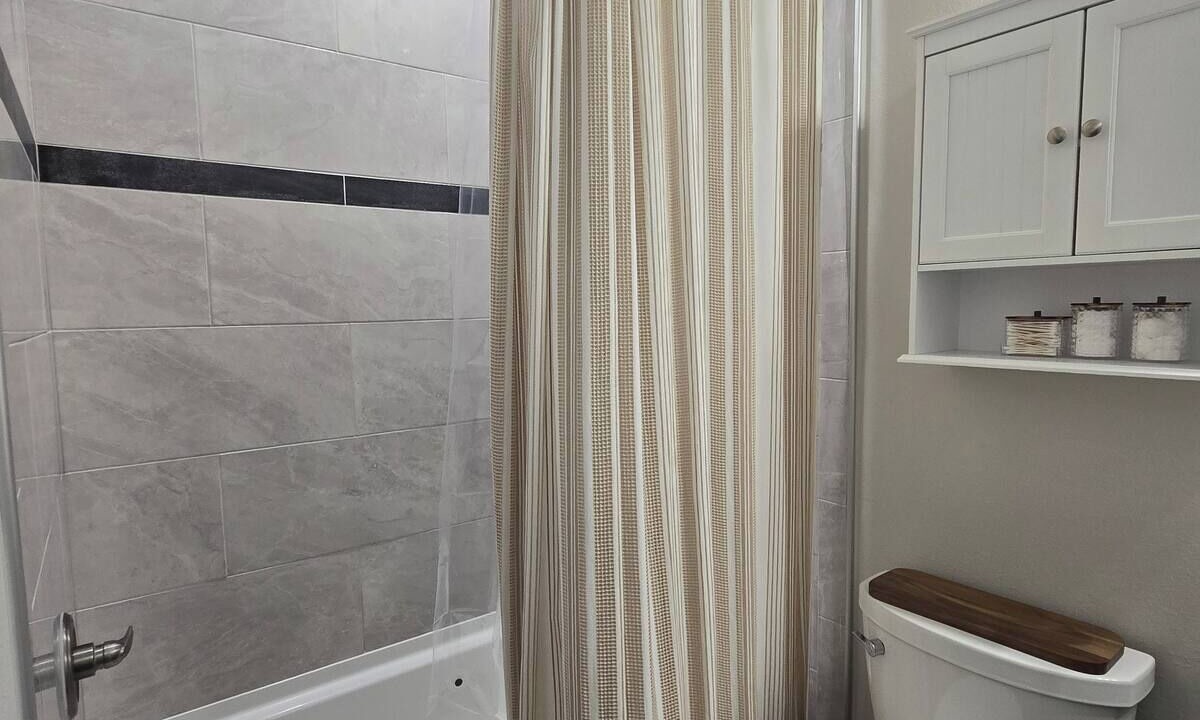 Photo of Bathroom in Navarre