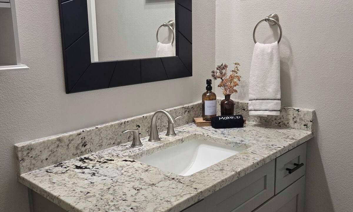 Photo of Bathroom in Navarre