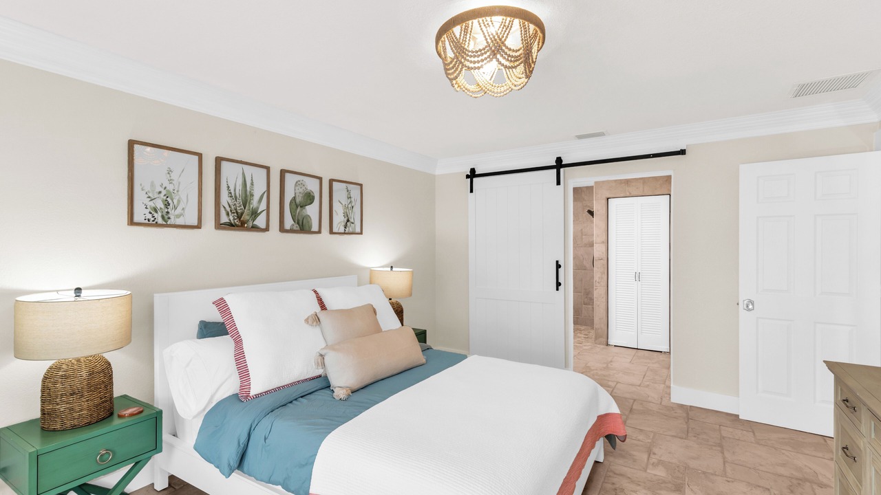Photo of Bedroom in Isles of Capri
