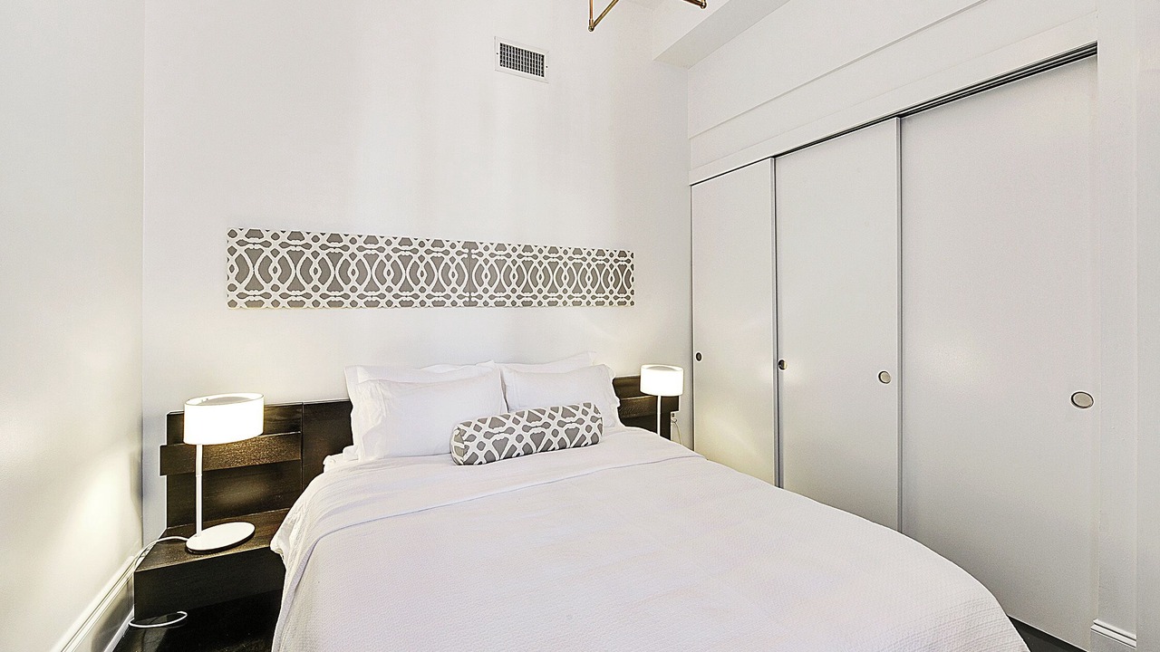 Photo of Bedroom in Central Business District