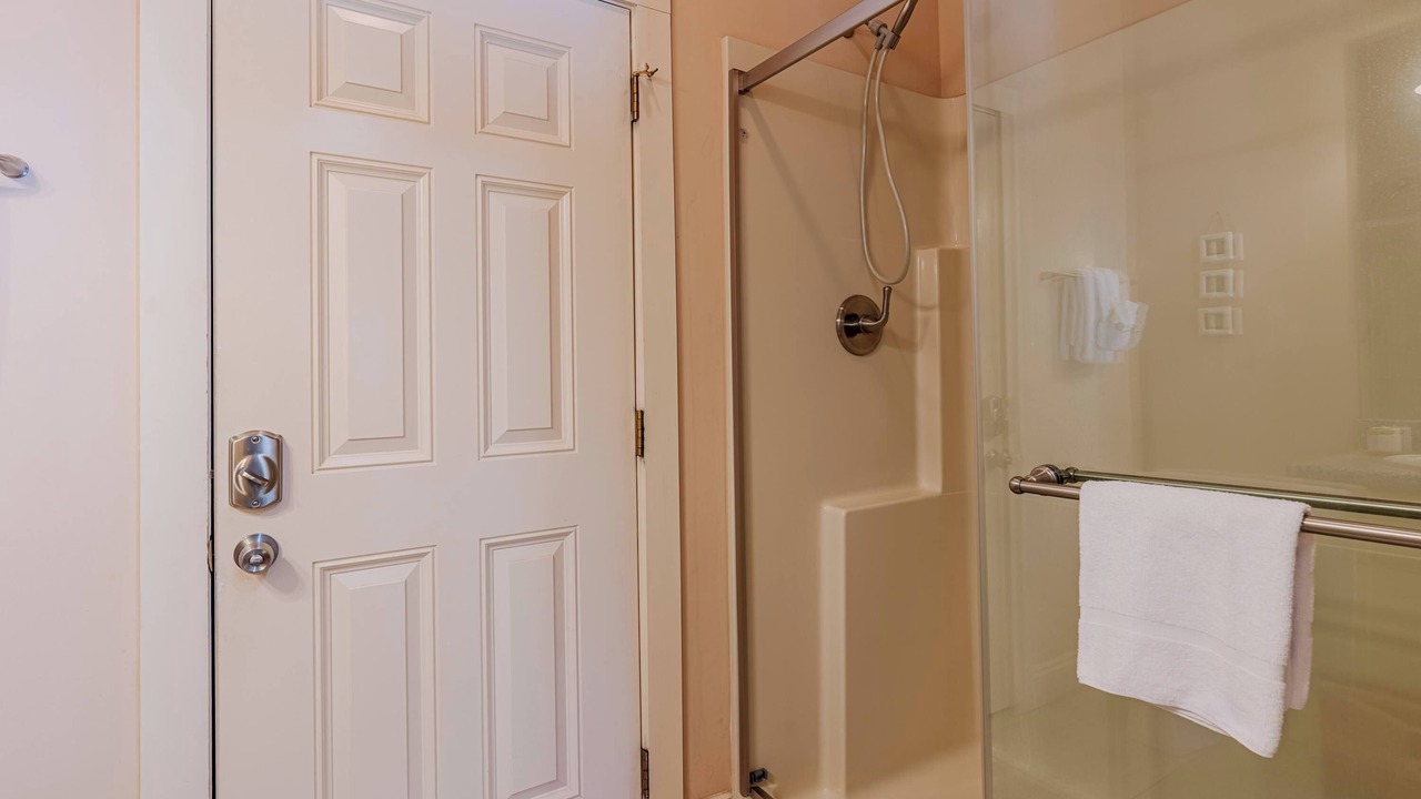 Photo of Bathroom in Crescent Beach