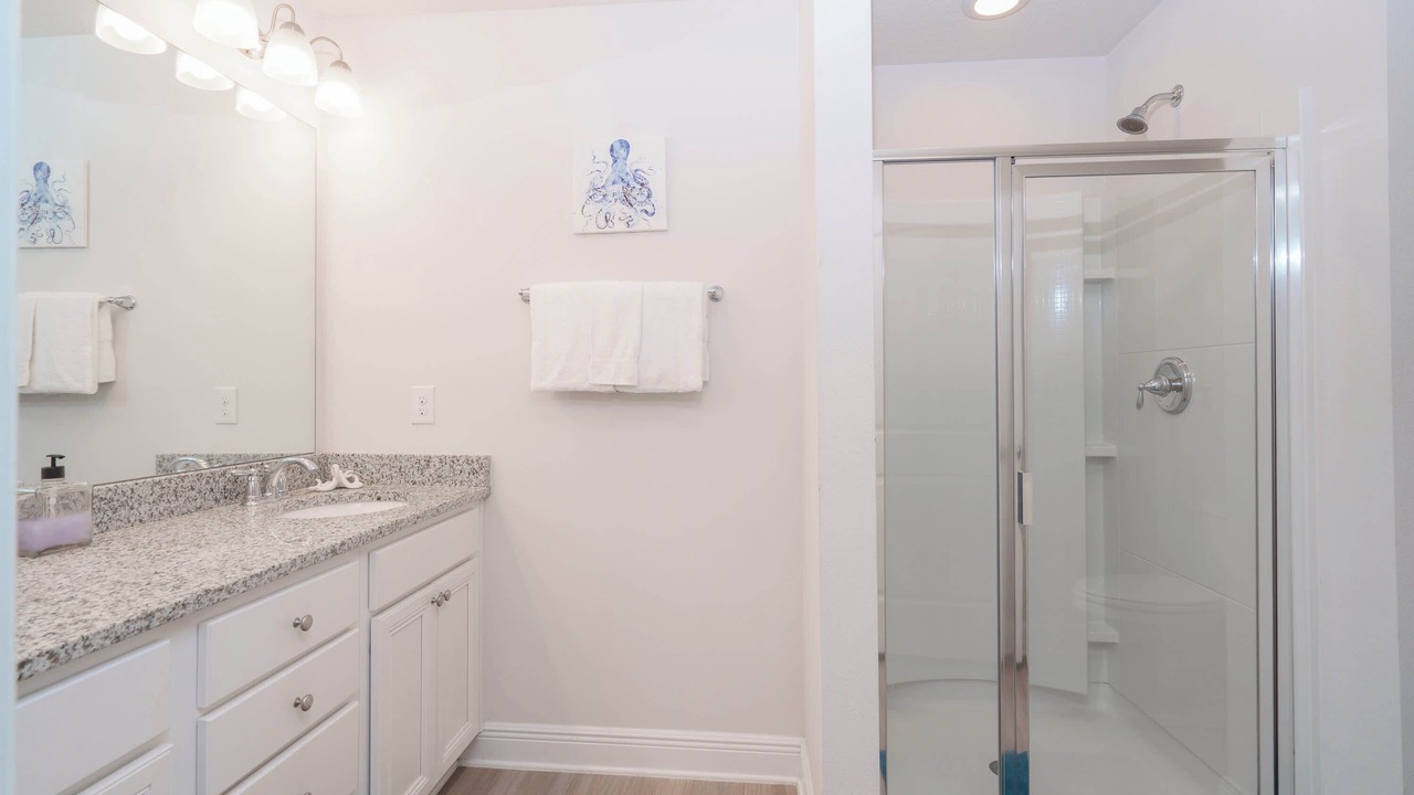 Photo of Bathroom in Thomas Drive