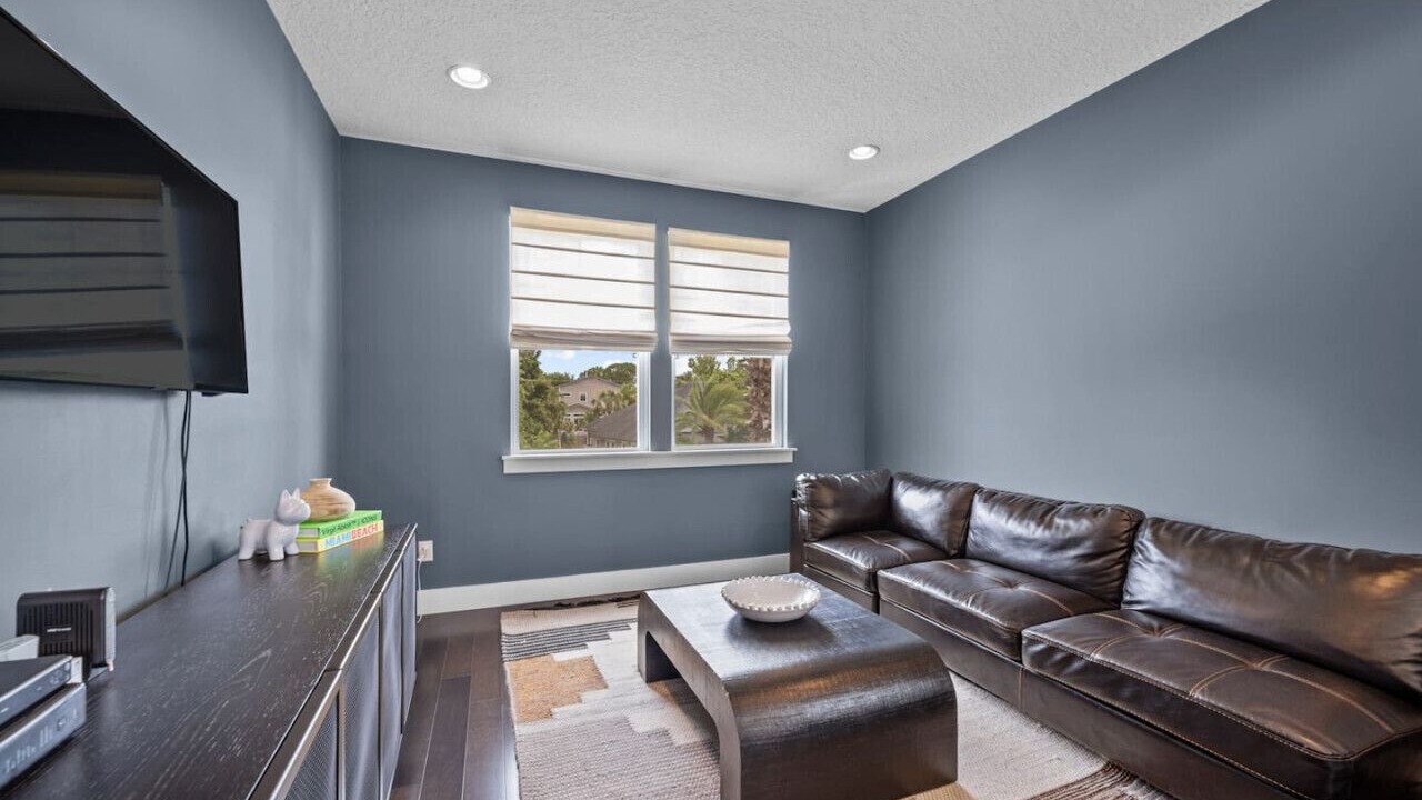 Photo of Livingroom in Atlantic Shores