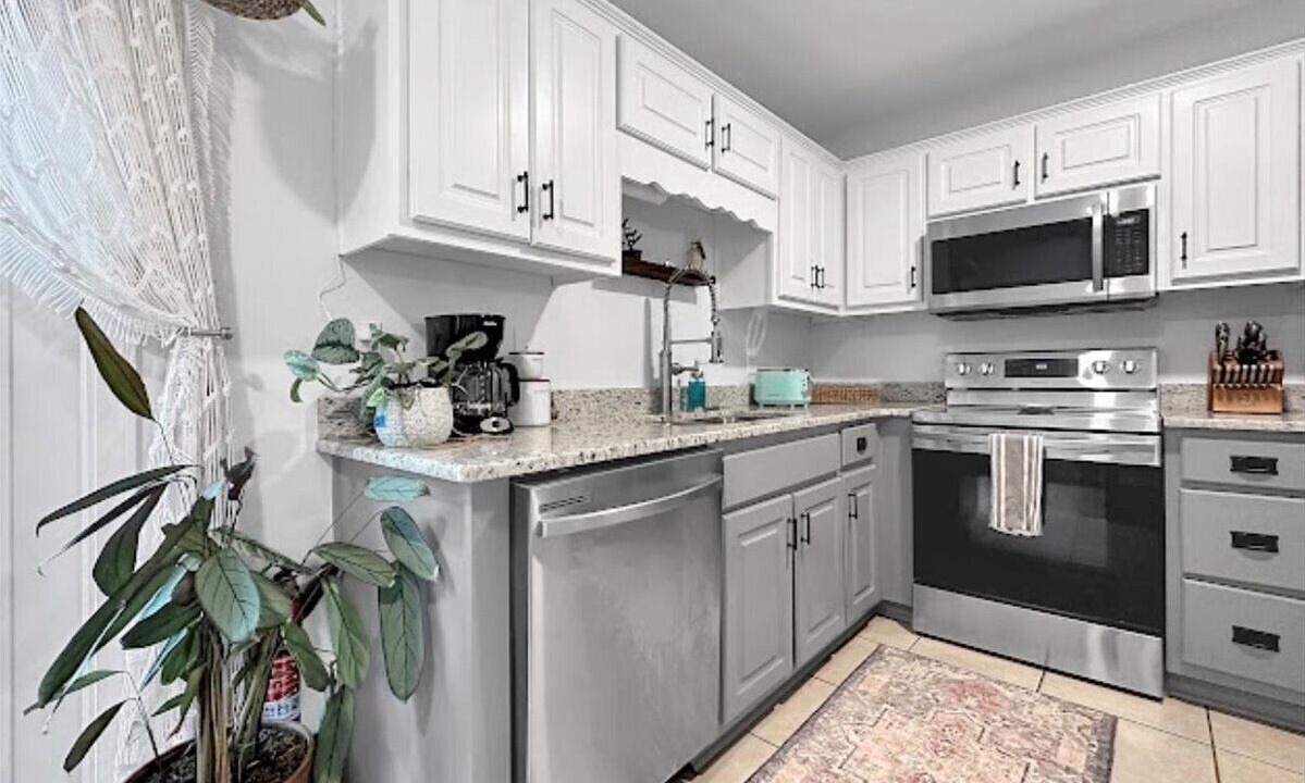 Photo of Kitchen in Mary Esther