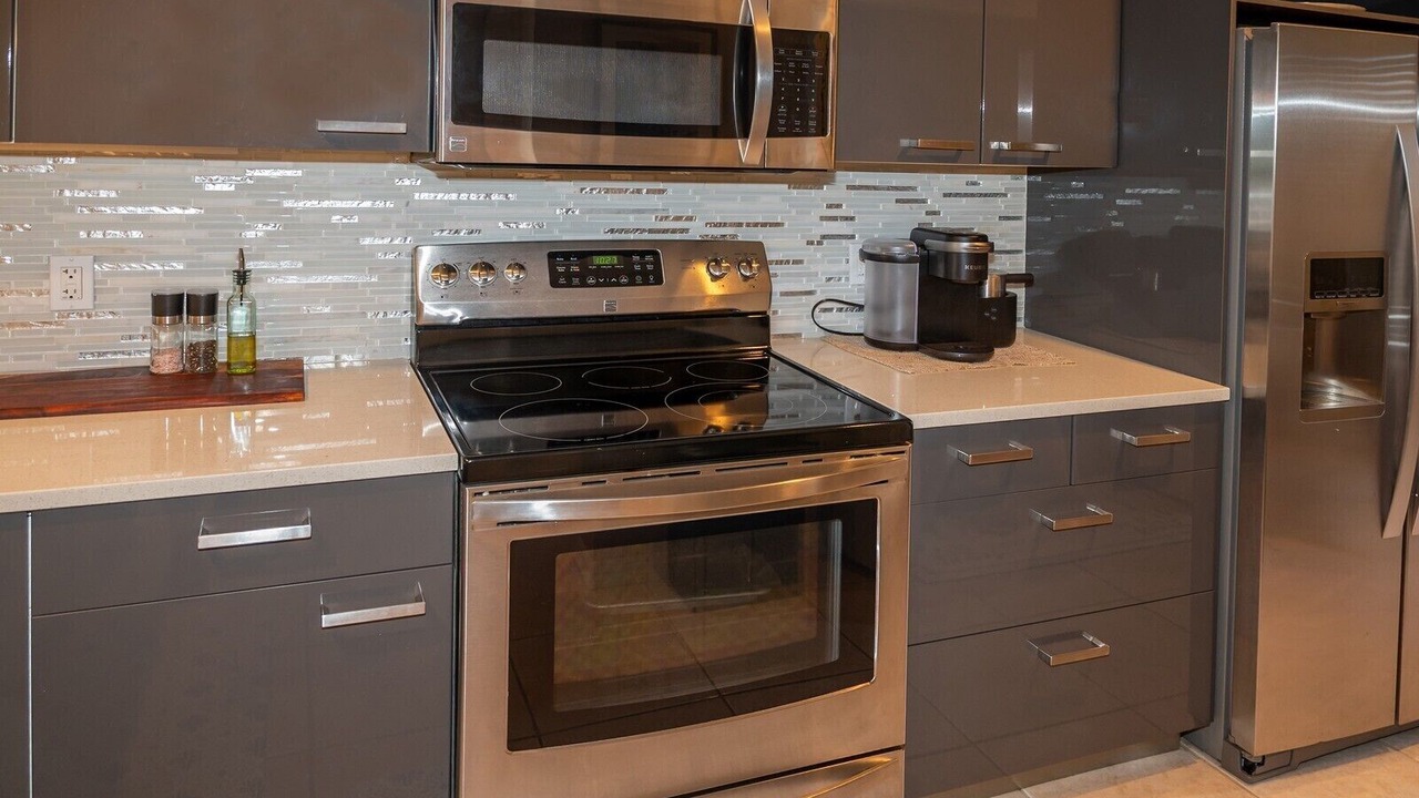 Photo of Kitchen in Fiddlers Green Nature Trail