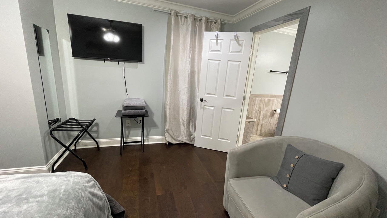 Photo of Bedroom in Old Jefferson