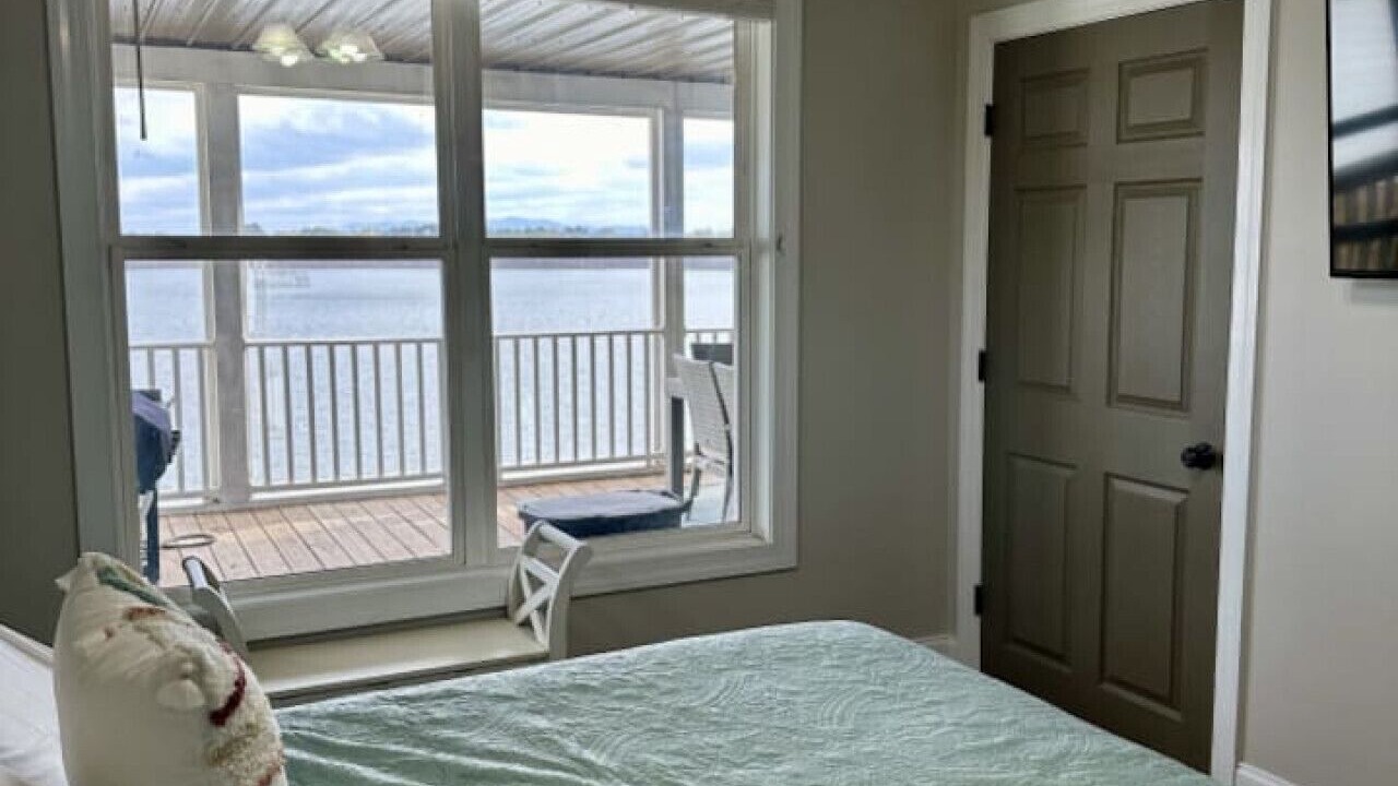 Photo of Bedroom in Leesburg