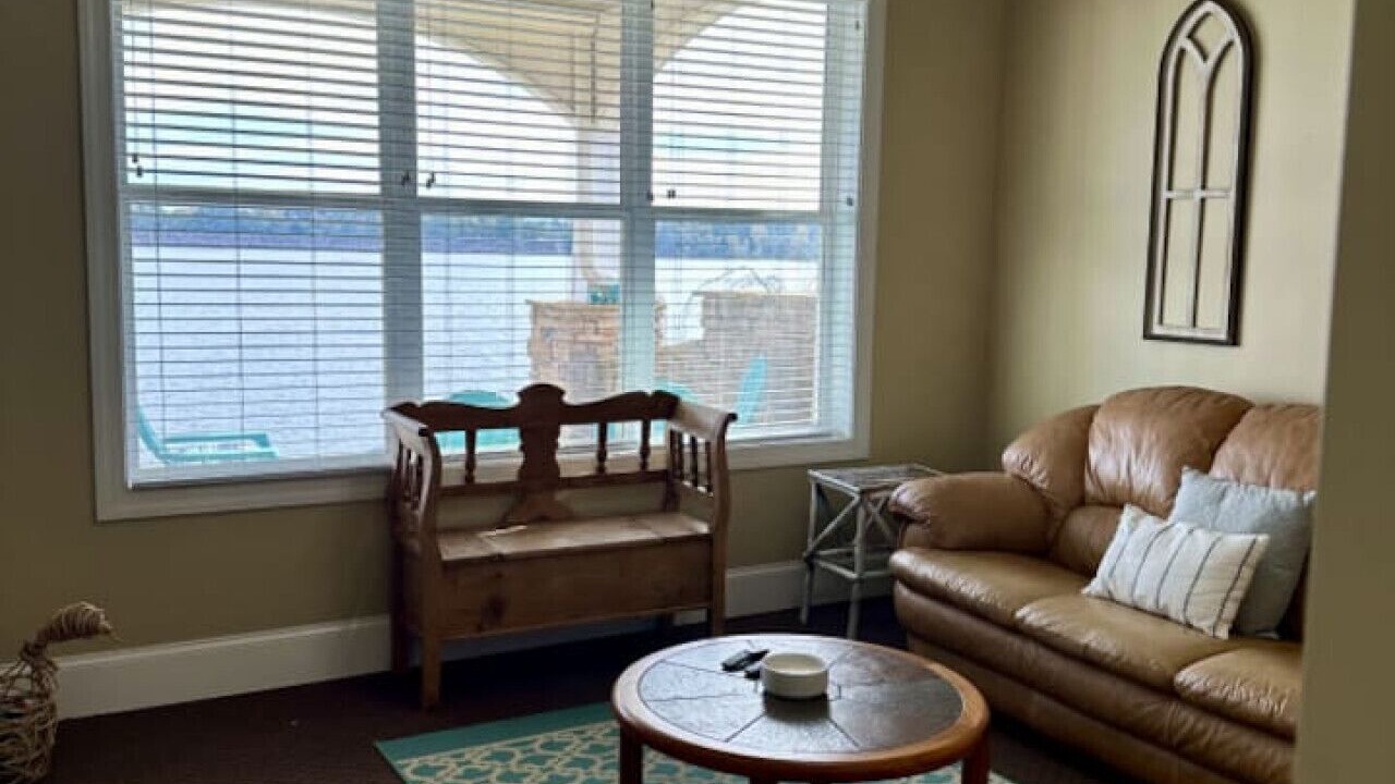 Photo of Livingroom in Leesburg