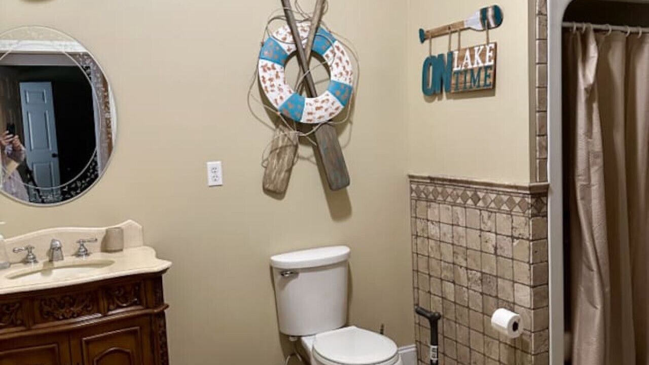 Photo of Bathroom in Leesburg