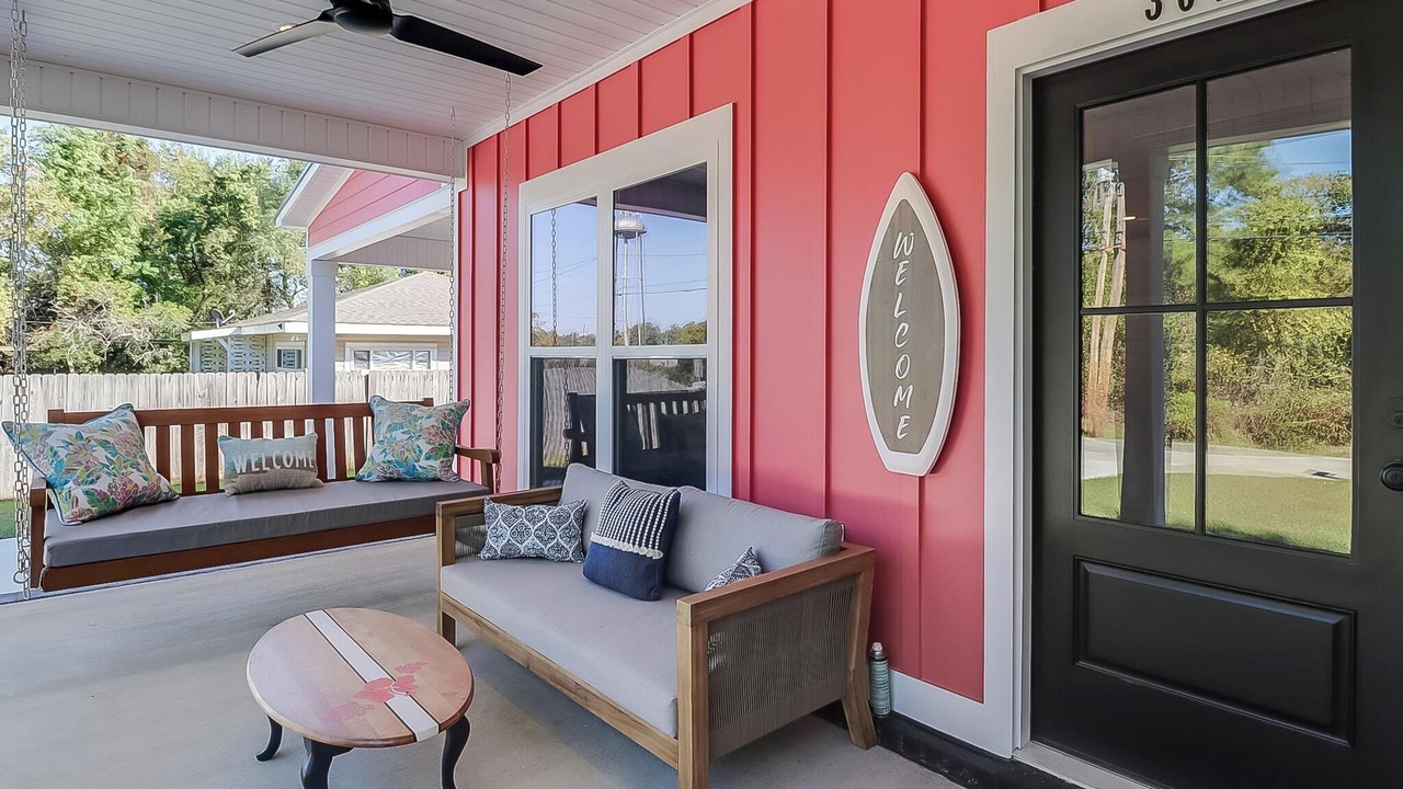 Photo of Patio Balcony in Waveland
