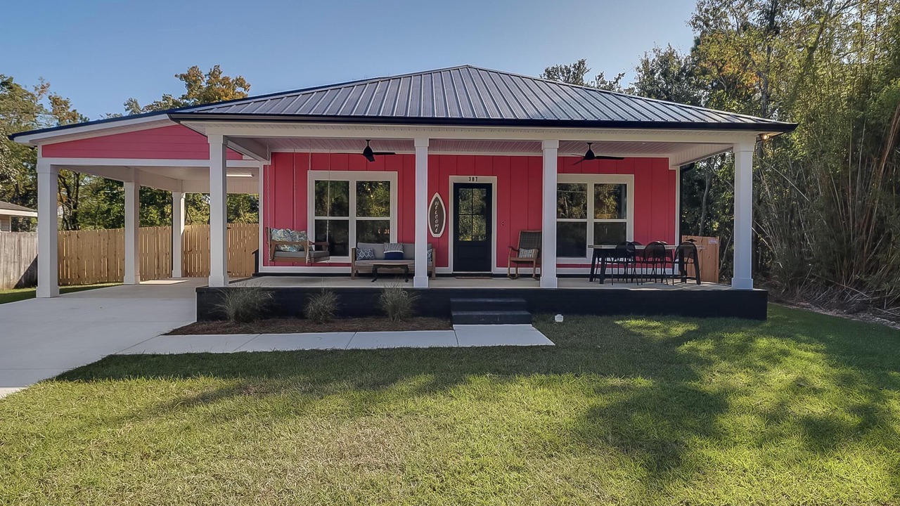 Photo of Outdoor in Waveland