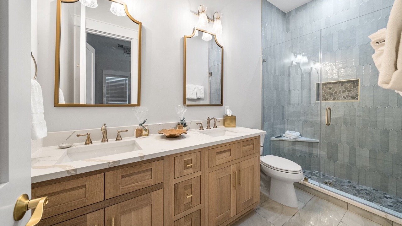 Photo of Bathroom in Lullwater Beach On Gulf Of Mexico