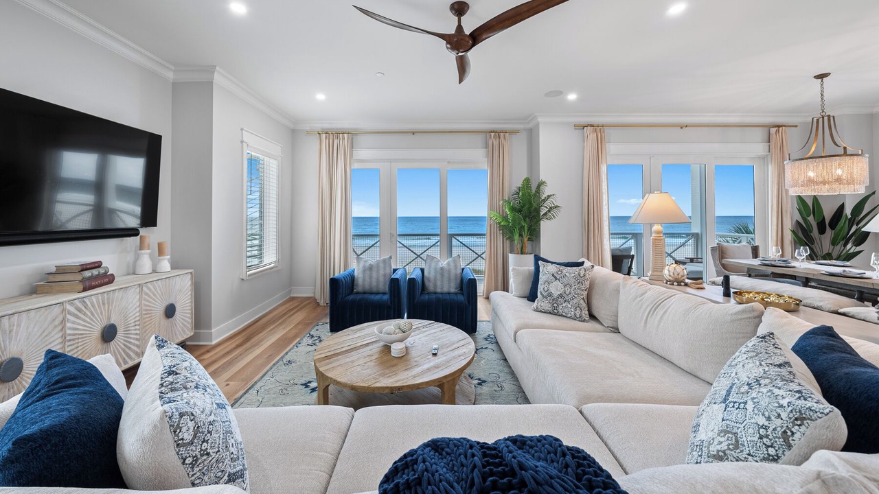 Photo of Patio Balcony in Lullwater Beach On Gulf Of Mexico