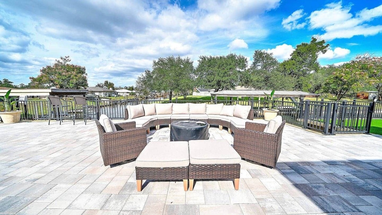 Photo of Patio Balcony in Pretty Bayou