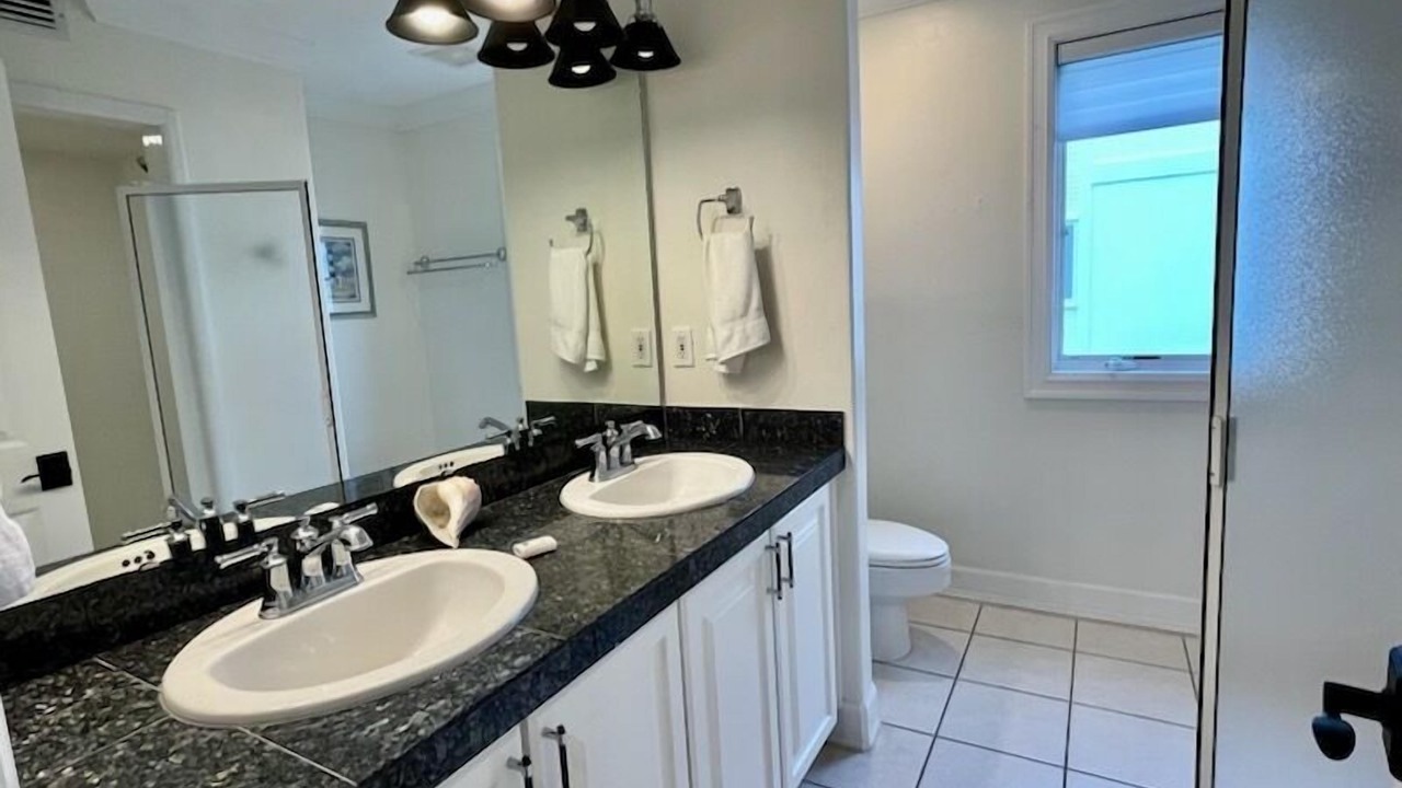 Photo of Bathroom in East End