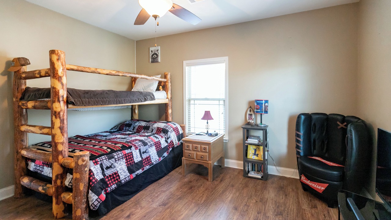 Photo of Bedroom in Moundville