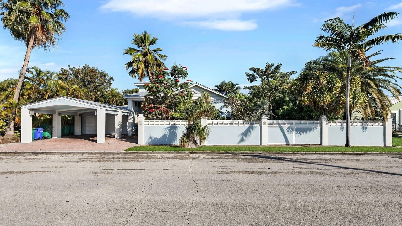 Photo of Outdoor in New Town