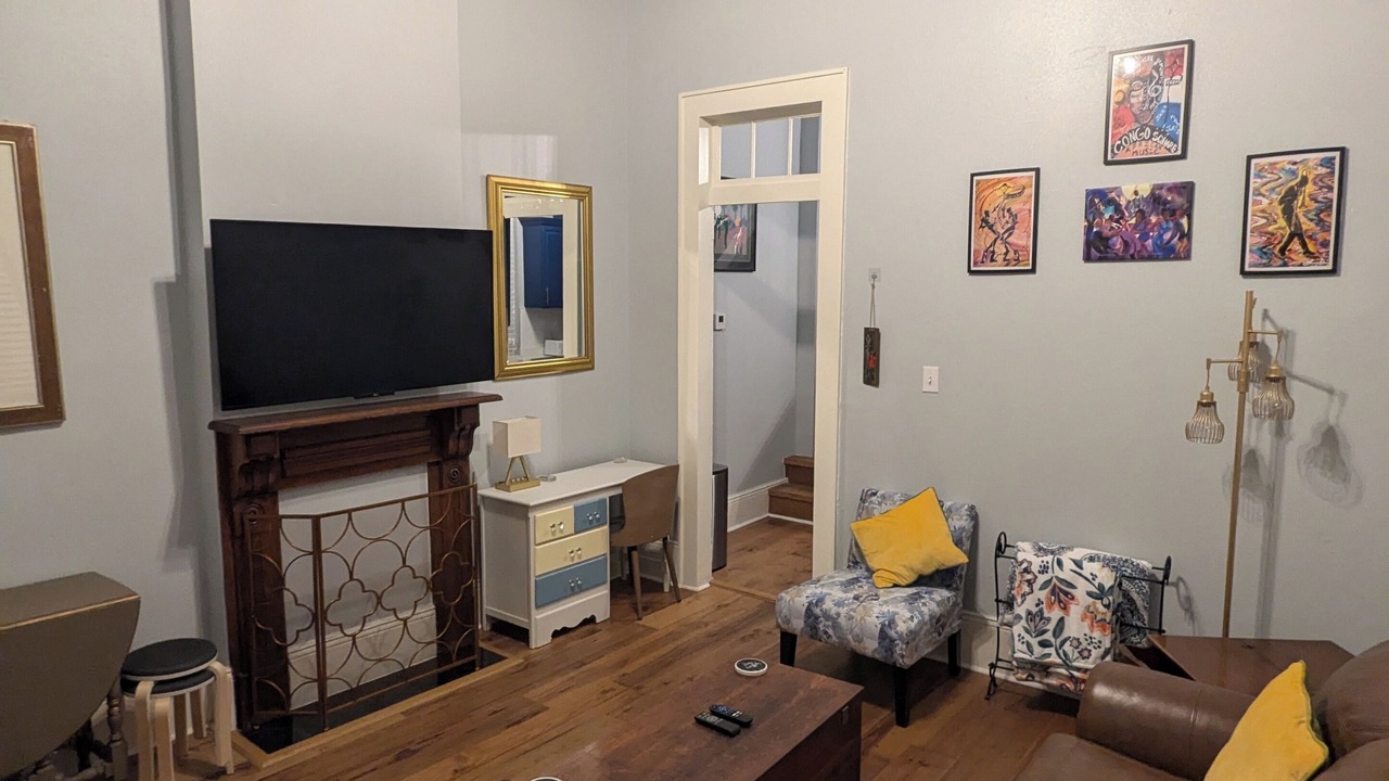 Photo of Livingroom in South 7th Ward