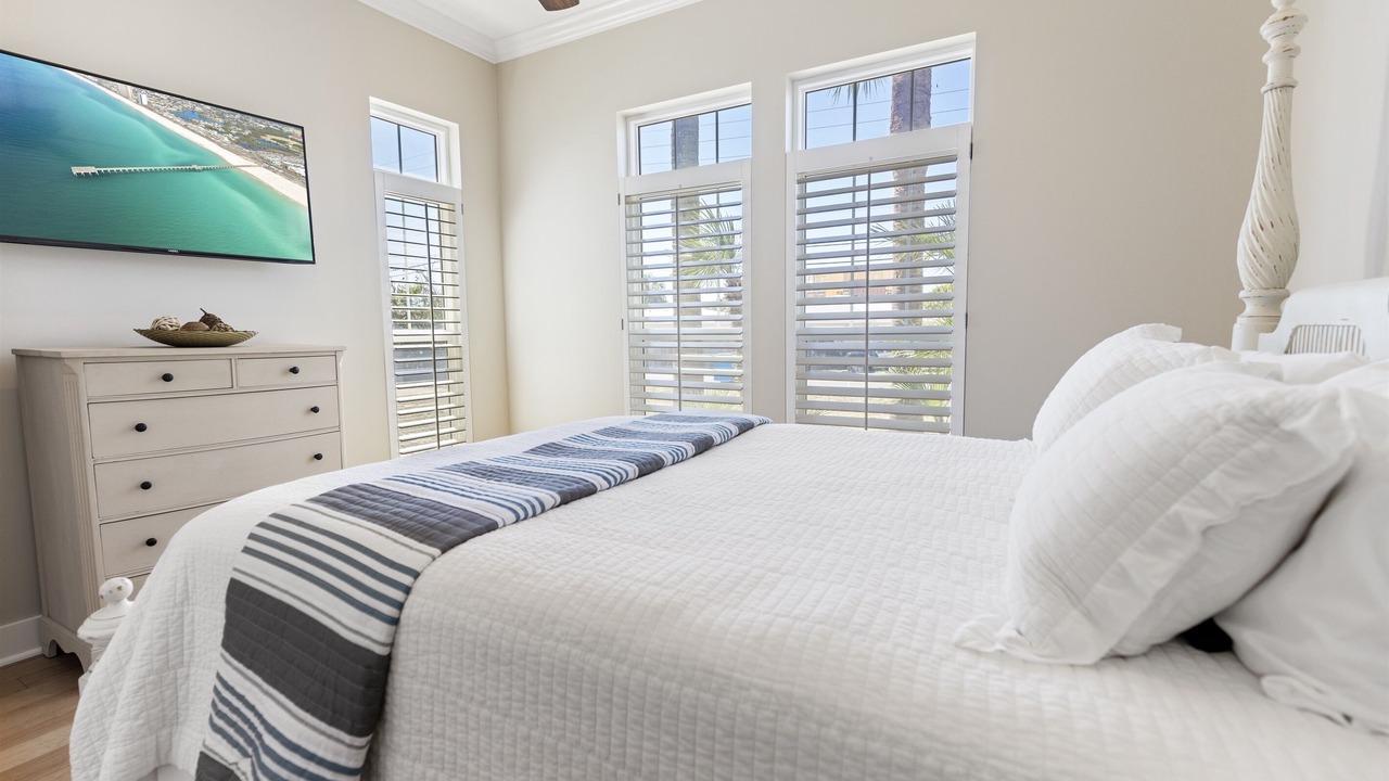 Photo of Bedroom in Hollywood Beach