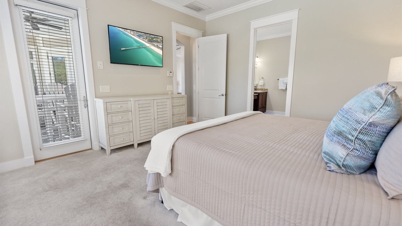 Photo of Bedroom in Hollywood Beach