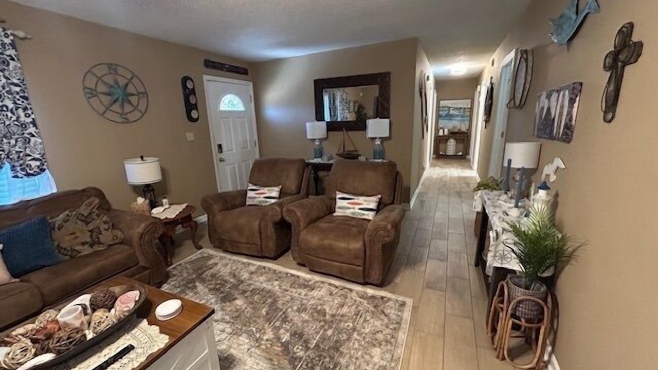 Photo of Livingroom in Alligator Point