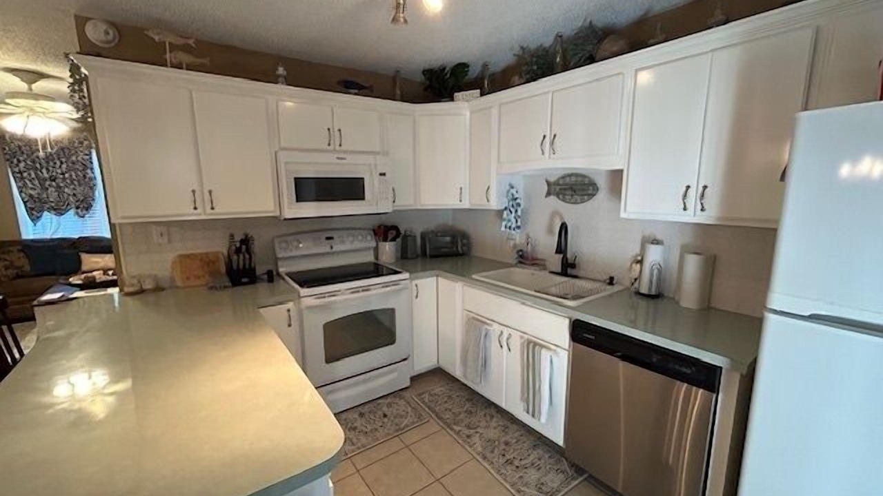 Photo of Kitchen in Alligator Point