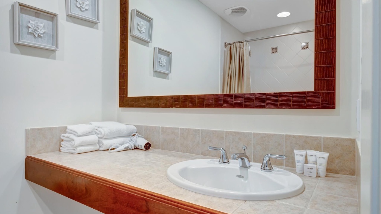 Photo of Bathroom in Four Mile Village