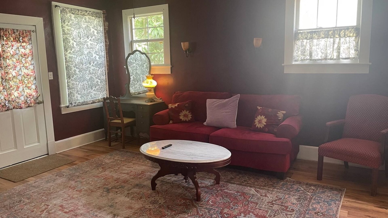 Photo of Livingroom in New Iberia