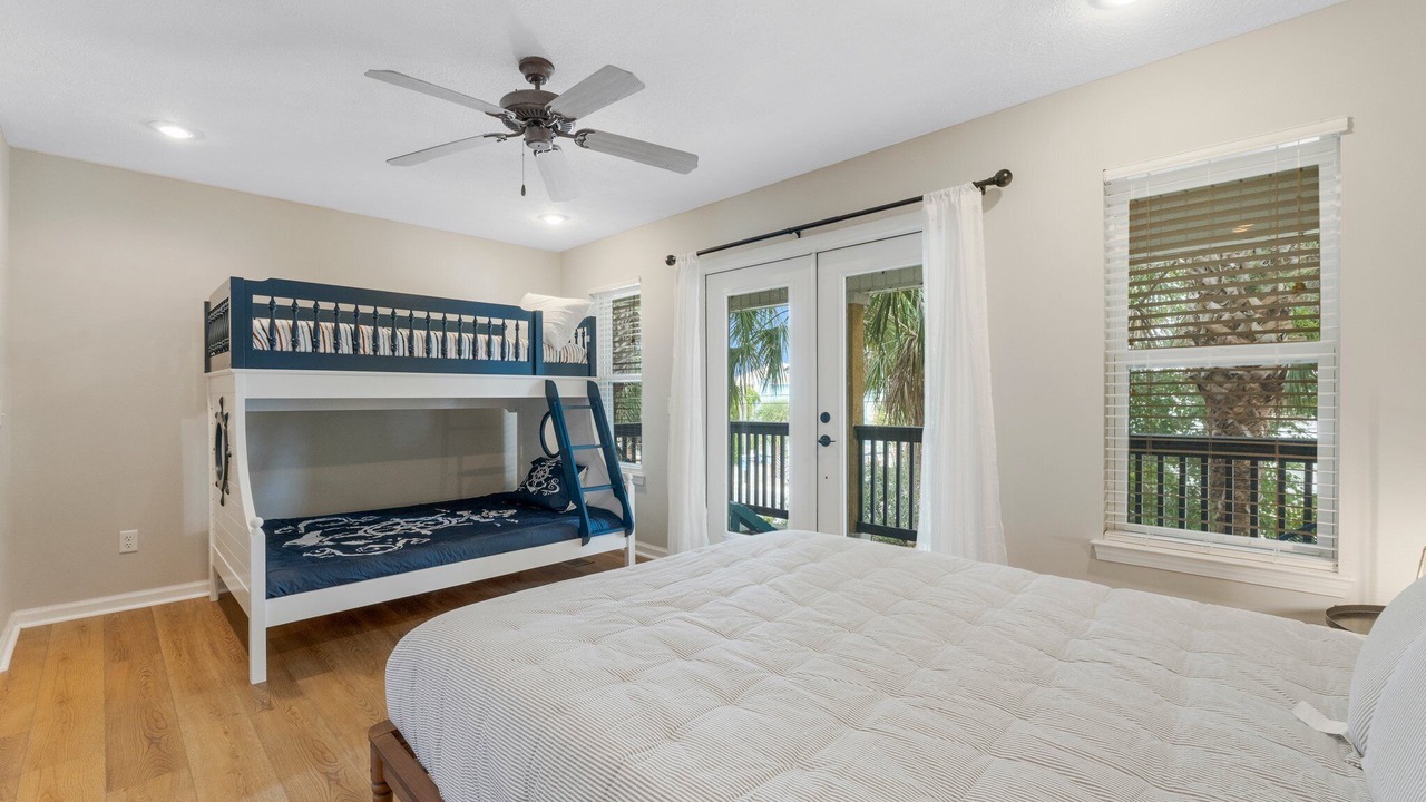 Photo of Bedroom in Crescent Beach