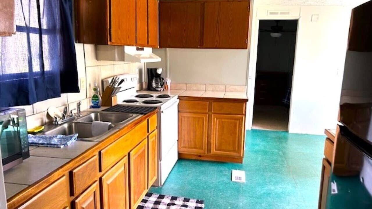 Photo of Kitchen in Redwood