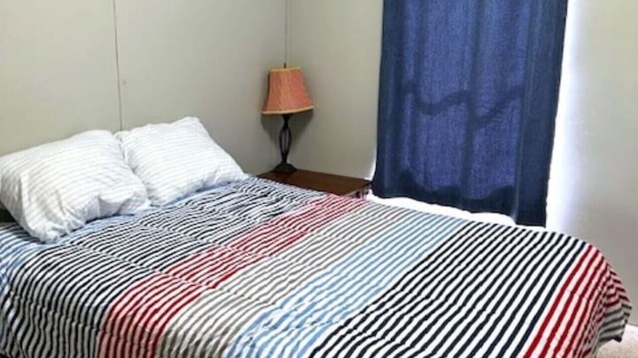 Photo of Bedroom in Redwood
