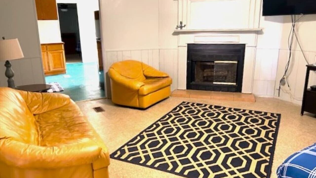 Photo of Livingroom in Redwood