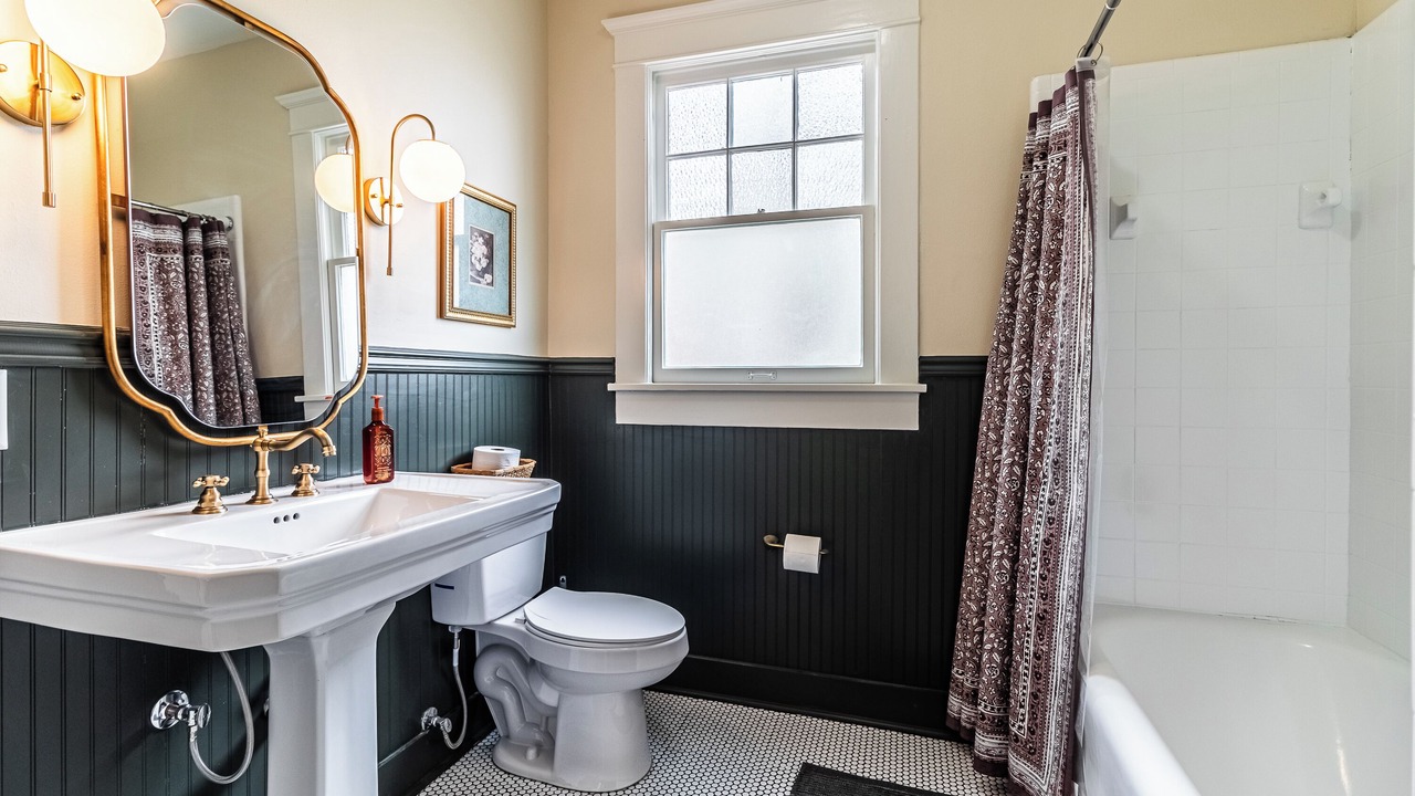 Photo of Bathroom in Monroe