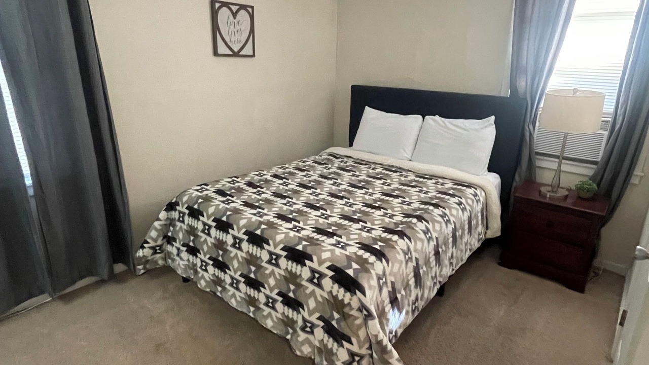 Photo of Bedroom in Saint Anthony