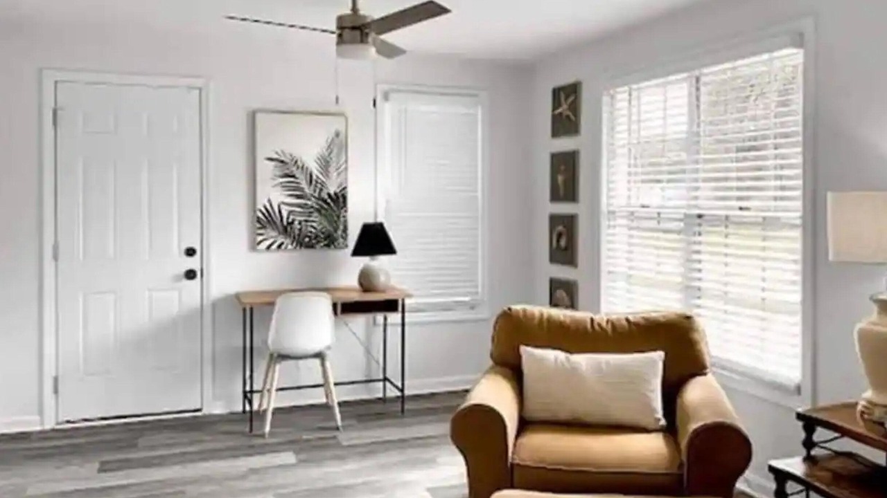 Photo of Livingroom in Southeast Pensacola
