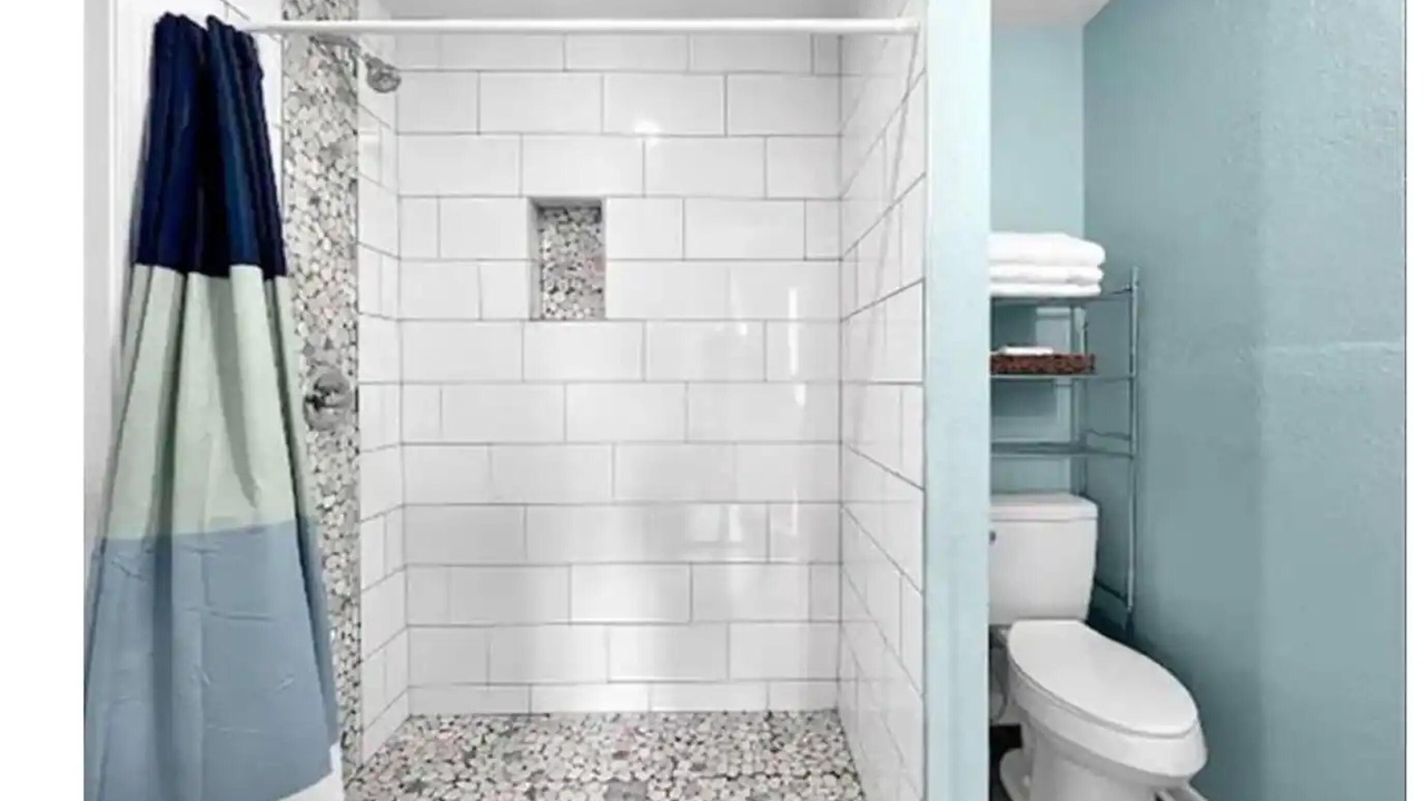 Photo of Bathroom in Southeast Pensacola