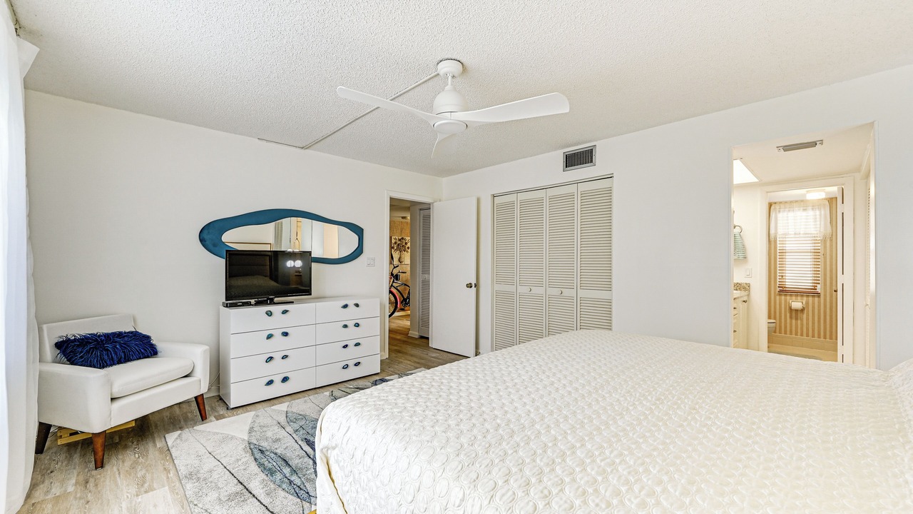 Photo of Bedroom in East Naples