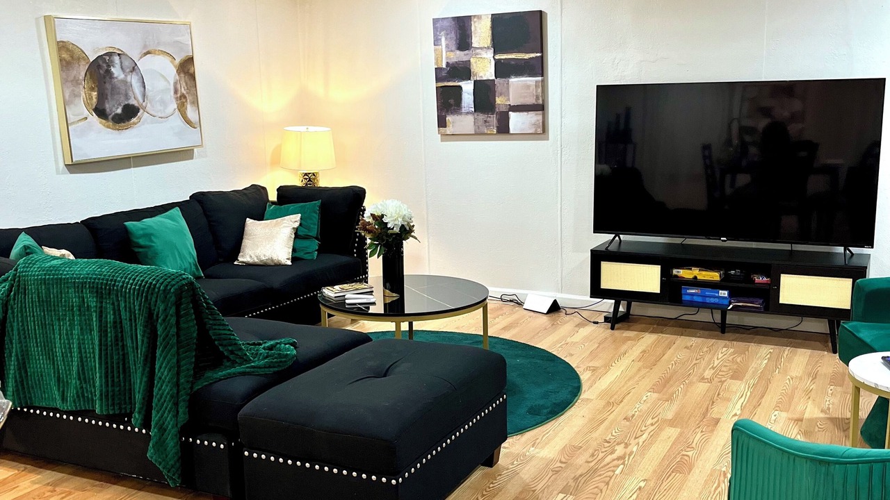 Photo of Livingroom in Navarro County