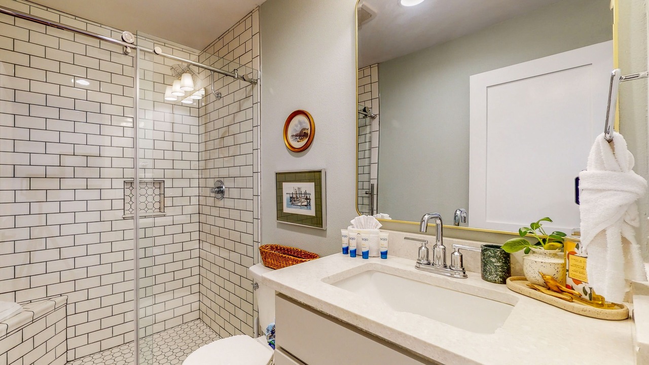 Photo of Bathroom in Fort Walton Beach