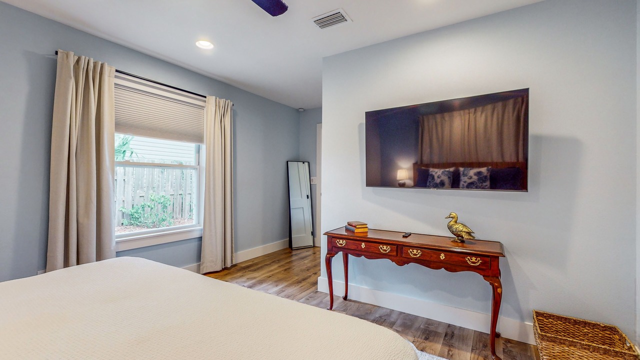 Photo of Bedroom in Fort Walton Beach