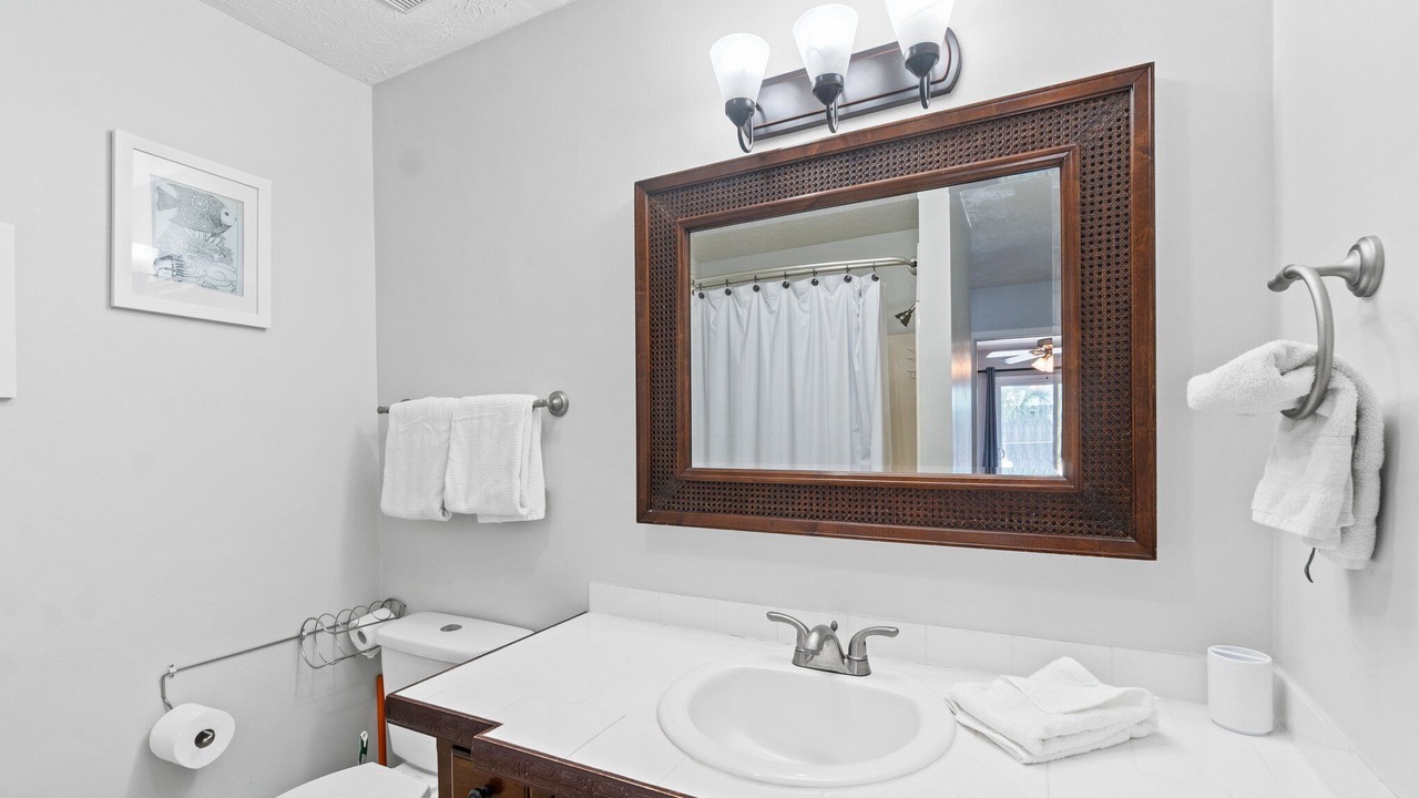 Photo of Bathroom in Holiday Beach